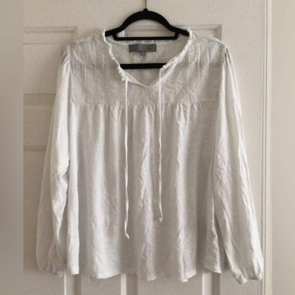 Elegant White Women's Top with Tie Front Lightweight Summer Top